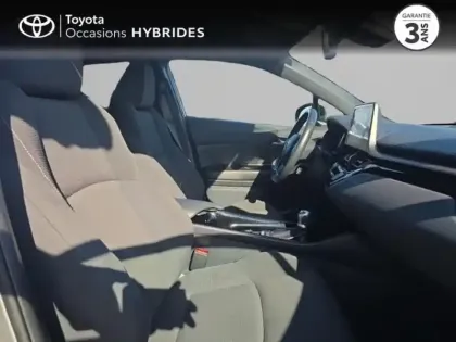 Photo 5 Toyota C-HR  122h Edition 2WD E-CVT RC18
