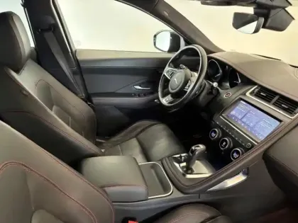 Photo 15 Jaguar E-Pace  2.0D 180ch R-Dynamic Première Edition AWD BVA9