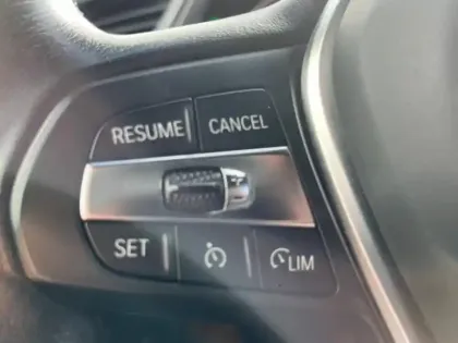 Photo 10 BMW Serie 1 Série 1 118iA 136ch Edition M Design DKG7