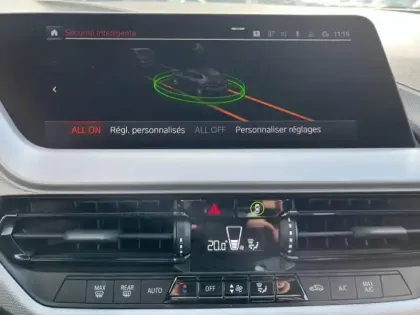 Photo 9 BMW Serie 1 Série 1 118iA 136ch Edition M Design DKG7