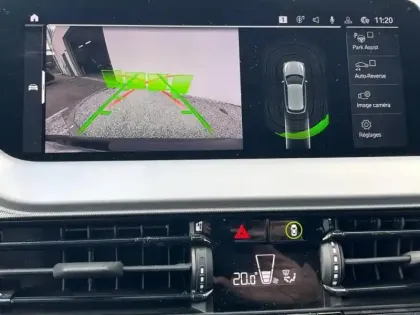 Photo 14 BMW Serie 1 Série 1 118iA 136ch Edition M Design DKG7