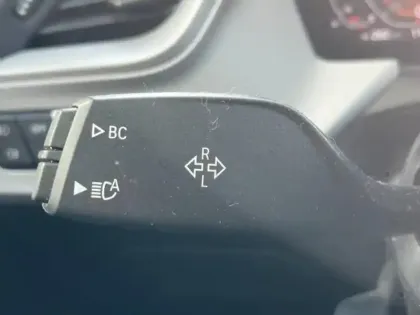 Photo 12 BMW Serie 1 Série 1 118iA 136ch Edition M Design DKG7