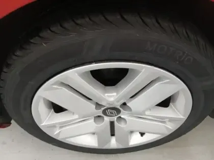 Photo 9 Renault Clio Gén. V (BJA) Ph2 Evolution 5