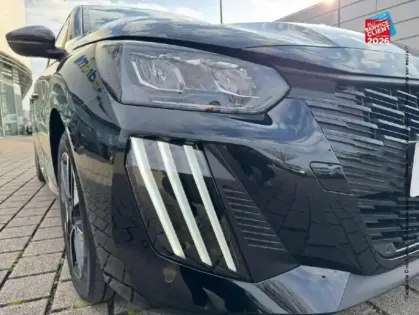 Photo 12 Peugeot 208  1.2 Hybrid 145ch Allure e-DCS6