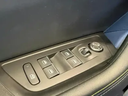 Photo 14 Peugeot 508  SW HYBRID4 360ch e-EAT8 PEUGEOT SPORT ENGINEERED