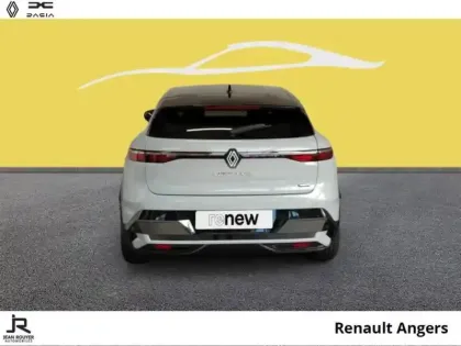 Photo 11 Renault Megane  E-Tech Electric 220ch Iconic autonomie confort -24