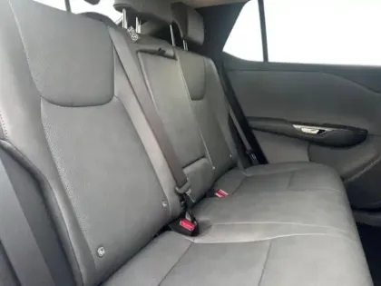 Photo 11 Lexus RZ  450e Luxe