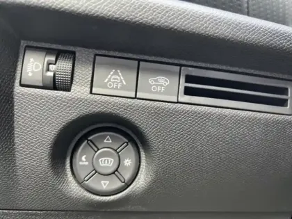 Photo 14 Citroën C4  PureTech 130ch S&S Shine EAT8