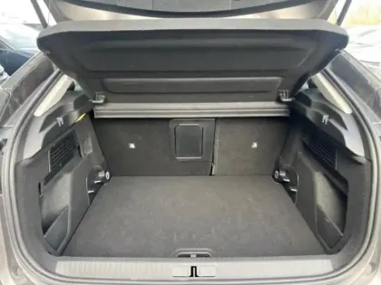 Photo 5 Citroën C4  PureTech 130ch S&S Shine EAT8