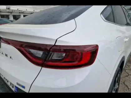 Photo 13 Renault Arkana  1.6 E-Tech 145ch Intens -21B