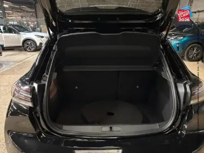 Photo 13 Peugeot 208  1.2 Hybrid 145ch Allure e-DCS6