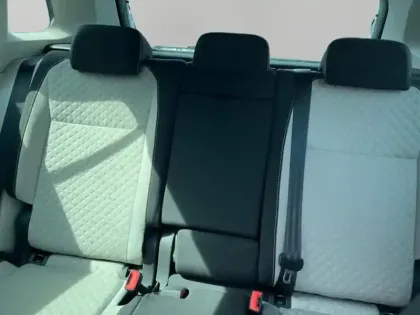 Photo 12 Volkswagen Tiguan Gén. II Ph1 Trendline Business 5