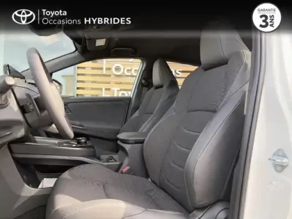 Photo 10 Toyota C-HR + 224ch 77kWh Design Grande Autonomie
