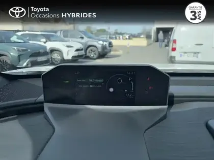 Photo 13 Toyota C-HR + 224ch 77kWh Design Grande Autonomie