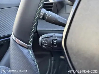 Photo 11 Peugeot 2008  1.2 Hybrid 145ch GT e-DCS6