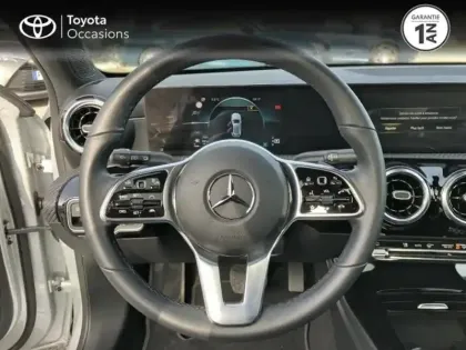 Photo 10 Mercedes Classe A  180 136ch Style Line 7G-DCT