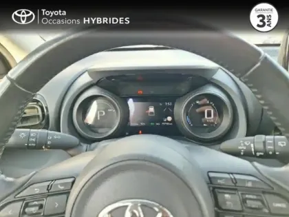 Photo 10 Toyota Yaris  116h Design 5p