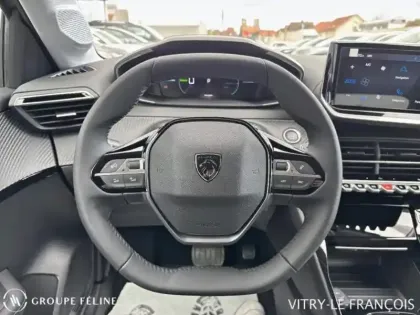 Photo 13 Peugeot 208  e- 156ch 54 kWh Allure