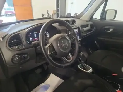 Photo 7 Jeep Renegade  1.3 GSE T4 190ch 4xe Central Park AT6 MY21