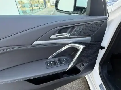 Photo 5 BMW X1  sDrive18i 136ch M Sport