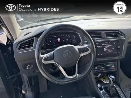 Photo 8 Volkswagen Tiguan  2.0 TDI 200ch Elegance 4Motion DSG7