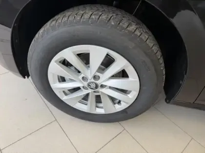 Photo 12 Skoda Kamiq  1.0 TSI Evo 2 95ch Selection