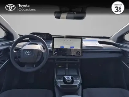 Photo 7 Toyota C-HR + 224ch 77kWh Design Grande Autonomie