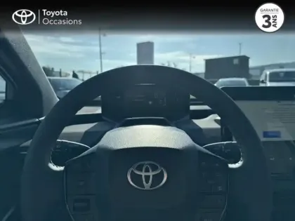 Photo 12 Toyota C-HR + 224ch 77kWh Design Grande Autonomie