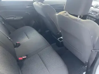 Photo 11 Suzuki Swift  1.2 Dualjet Hybrid 83ch Avantage