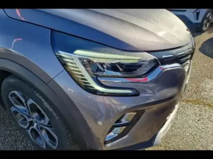 Photo 14 Renault Captur  1.6 E-Tech hybride 145ch Intens -21