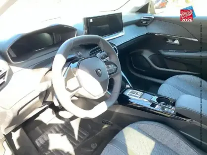 Photo 14 Peugeot 208  e- 136ch Allure