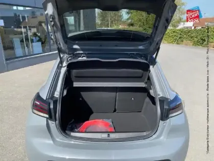 Photo 13 Peugeot 208  e- 136ch Allure