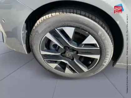 Photo 9 Peugeot 208  e- 136ch Allure