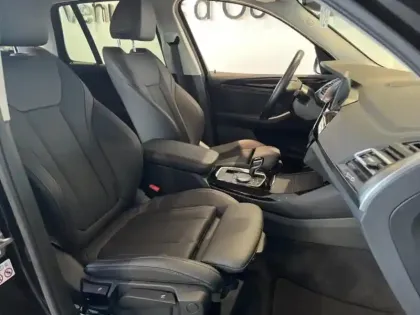 Photo 8 BMW X3  xDrive20i 184ch Business Design