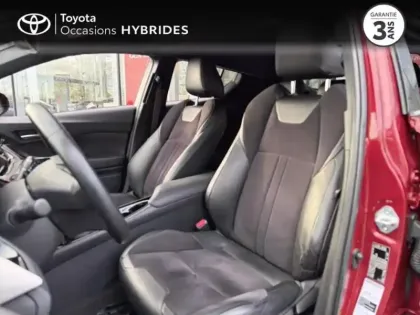 Photo 10 Toyota C-HR  122h Collection 2WD E-CVT RC18
