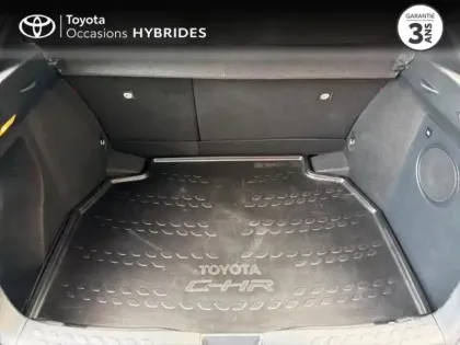 Photo 9 Toyota C-HR  122h Collection 2WD E-CVT RC18