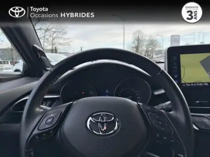 Photo 12 Toyota C-HR  122h Collection 2WD E-CVT RC18