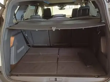 Photo 9 Peugeot 5008  Hybrid 136ch GT e-DCS6