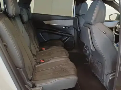 Photo 10 Peugeot 5008  Hybrid 136ch GT e-DCS6