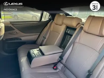 Photo 11 Lexus Es  300h Executive MY25