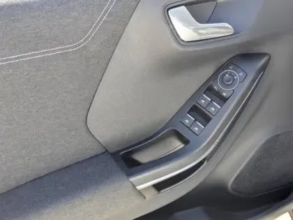 Photo 10 Ford Puma  1.0 EcoBoost 125ch S&S mHEV Titanium Powershift