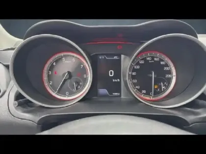 Photo 10 Suzuki Swift  1.2 Dualjet Hybrid 83ch Privilège