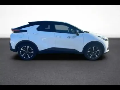 Photo 6 Toyota C-HR  2.0 Hybride Rechargeable 225ch Graphic MY26