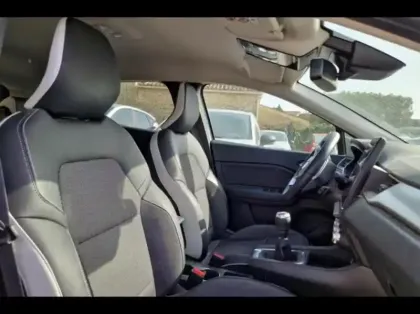 Photo 9 Renault Captur  1.3 TCe 140ch FAP Intens -21