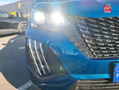 Photo 12 Peugeot 2008  1.2 Hybrid 110ch Style e-DCS6