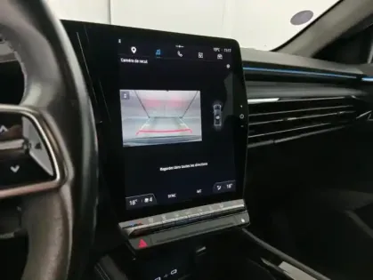 Photo 22 Renault Austral E-Tech hybrid 200 Techno esprit Alpine