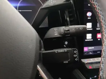 Photo 25 Renault Austral E-Tech hybrid 200 Techno esprit Alpine