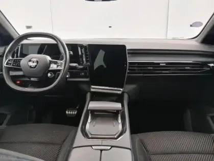 Photo 12 Renault Austral E-Tech hybrid 200 Techno esprit Alpine