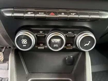 Photo 22 Dacia Duster II Prestige Blue dCi 115 4x2