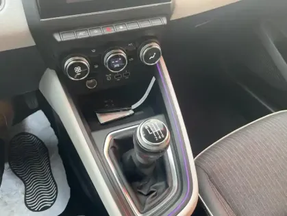 Photo 16 Renault Clio TCE 90CH TECHNO